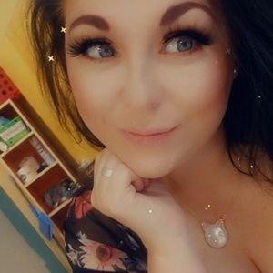 Meet your Posher, Candace